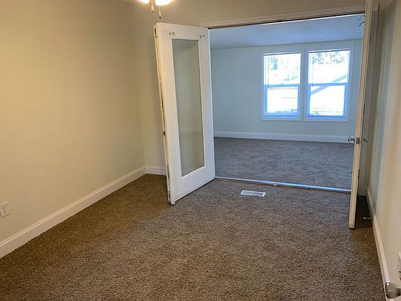 5th image of 5293 Oakwood Dr