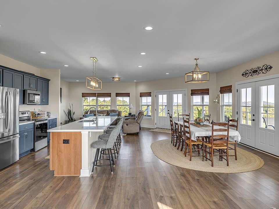 4th image of 2770 E Sheepneck Rd