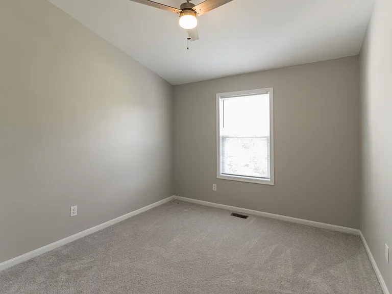 733 Mashie Ct — Photo 45