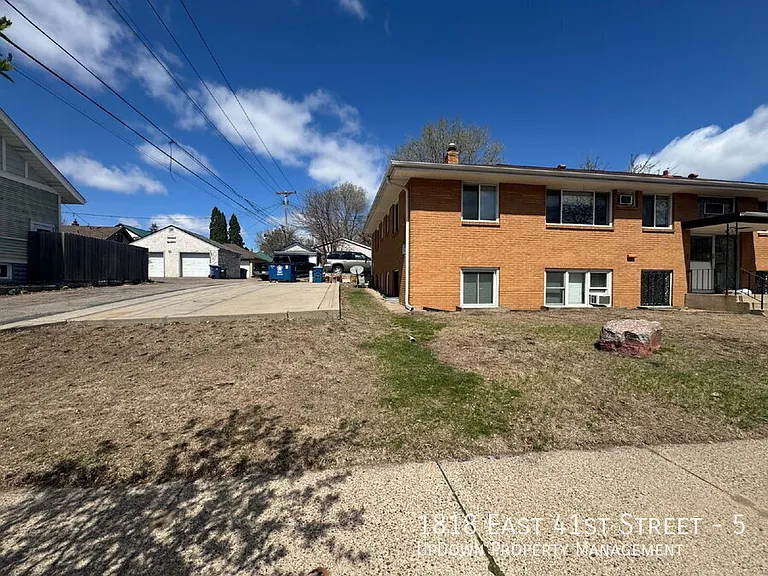 1818 E 41st St #5 — Photo 3