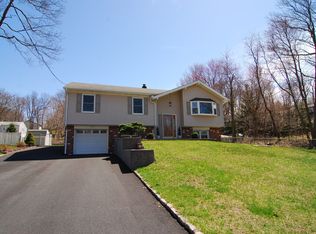 536 Mansel Dr, Landing, NJ 07850