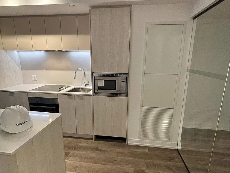 1 Jarvis St #618 — Photo 11