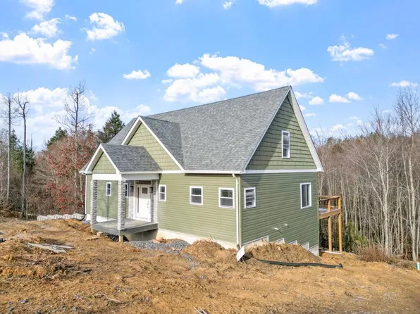 202 River Ridge Ln, Mount Nebo, WV 26679