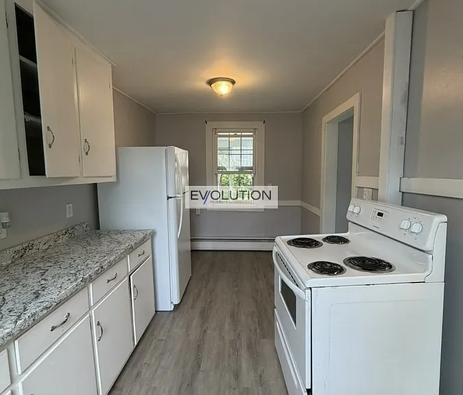 46 Maple St #1 — Photo 1