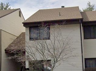 36 E Daisy Ln, Mount Laurel, NJ 08054