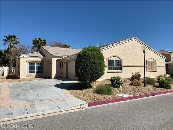 2nd image of 4844 Marco Polo St