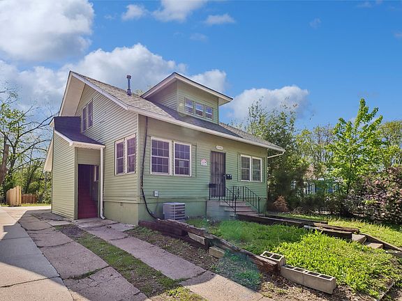 2nd image of 3103 1st St