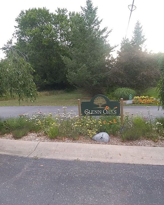 1st image of 7022-7032 Glenn Oaks