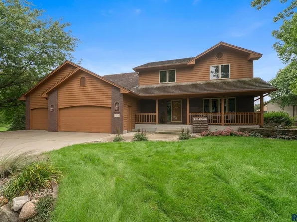 1506 S Gray Goose Cir, Sioux Falls, SD 57110