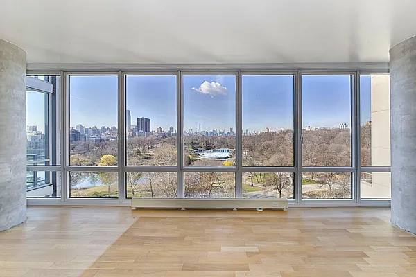 Rented by Isen & Company : Real Estate Advisors | media 27