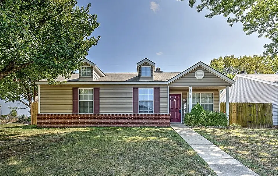 1701 Signature Dr
