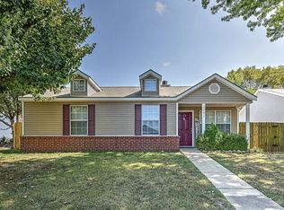 1701 Signature Dr, Bentonville, AR 72712