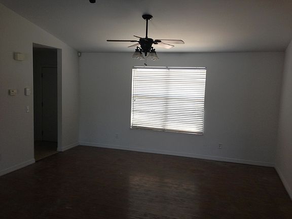 3rd image of 2922 NW 6th Ave
