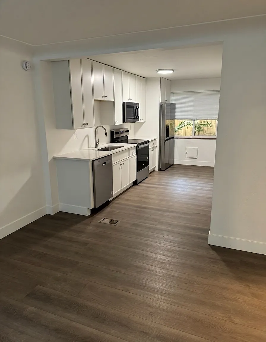 2 bed, 830 sqft, $1,850 — Photo 4