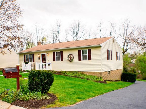 2nd image of 70 Susan Dr