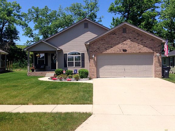5th image of 300 Oxford Cir