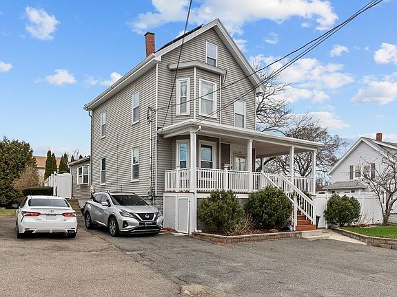 3rd image of 226 Essex St