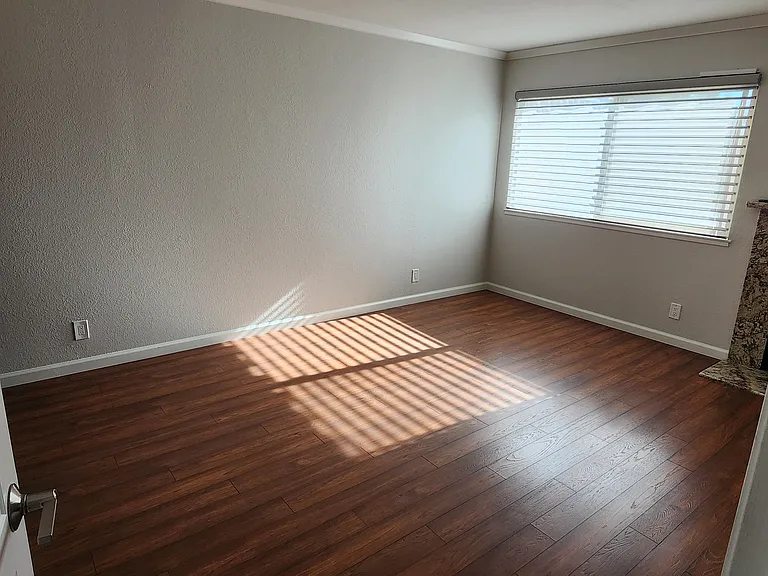 819 Monty Cir — Photo 27