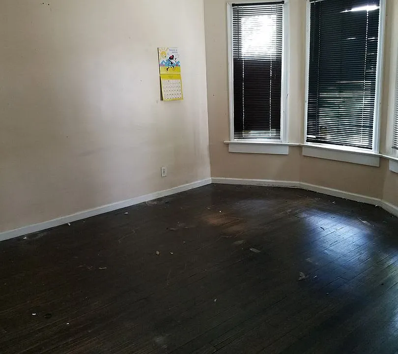 463 4th Ave