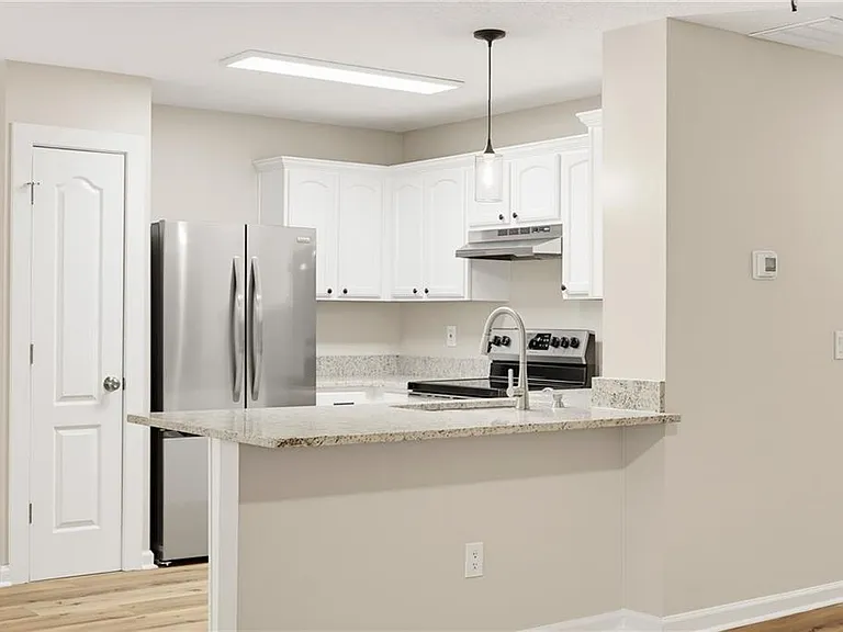 106 Darbys Crossing Ct — Photo 5
