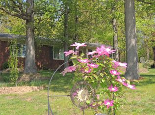 3417 Greenview Dr, New Albany, IN 47150