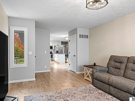 5th image of 5441 Thies Cove Dr