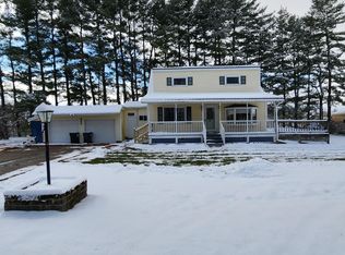 932 Sacandaga Rd, Fort johnson, NY 12070
