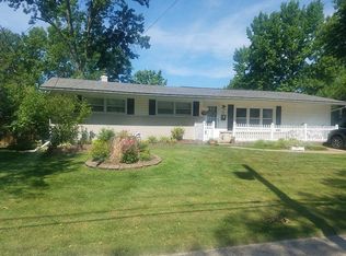 1245 Ruth Dr, Saint Louis, MO 63122