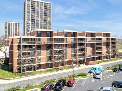 (Undisclosed Address), Chicago, IL, 60616