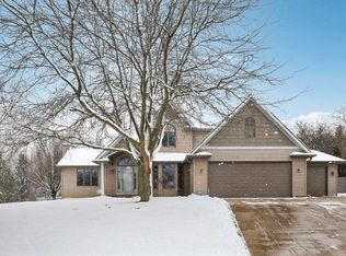 2685 Sylver Ridge Ln, Sun Prairie, WI 53590