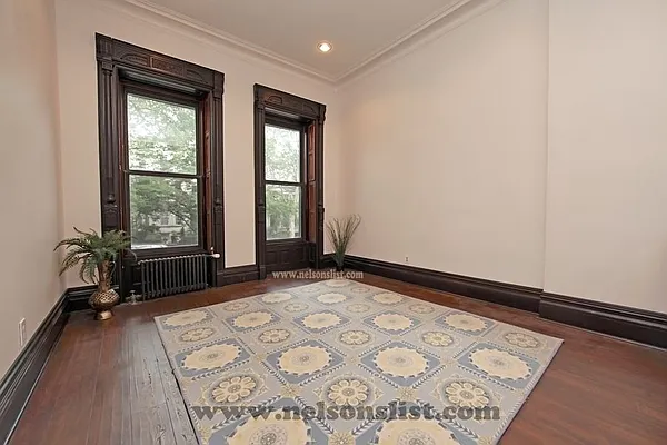 Rented by Nelson Aybar, LREB | media 7