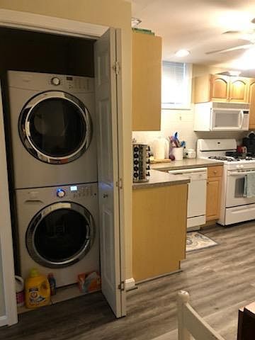 Washer and Dryer in Unit
