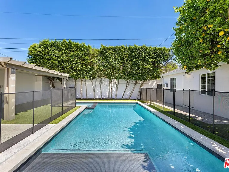 12719 Tiara St — Photo 39