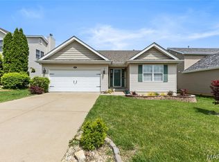 209 Flint Brook Dr, O'Fallon, MO 63366