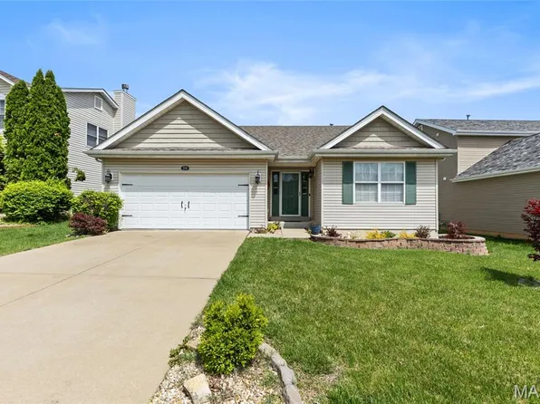 209 Flint Brook Dr, O'Fallon, MO 63366