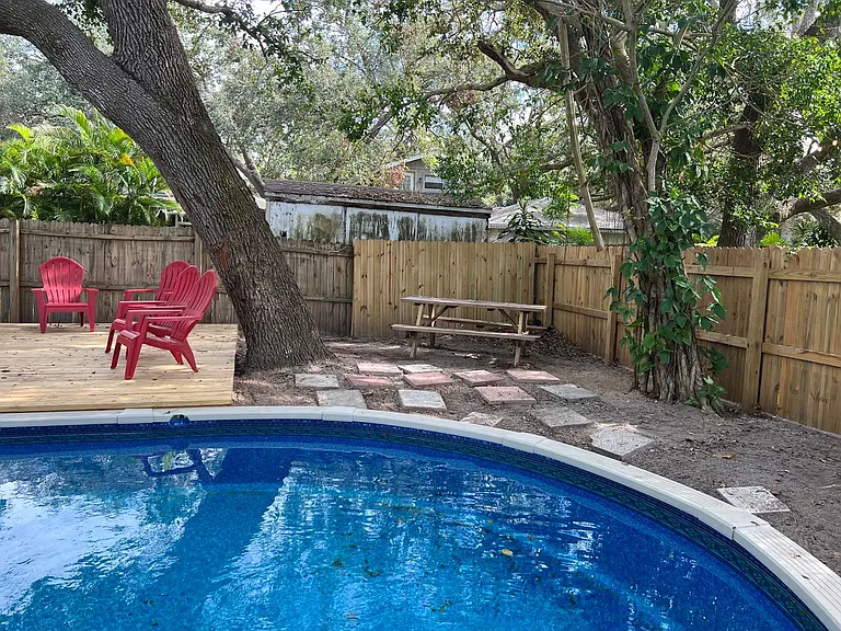 4705 Hollingsworth Ave — Photo 18