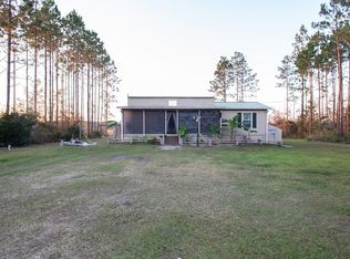3124 Bob Bowen Rd, Blackshear, GA 31516