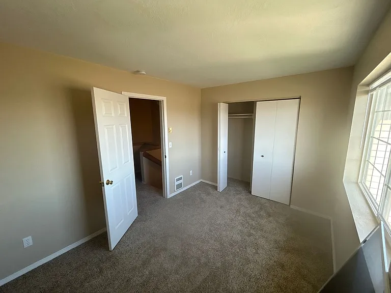 123 W Antler Ave — Photo 10