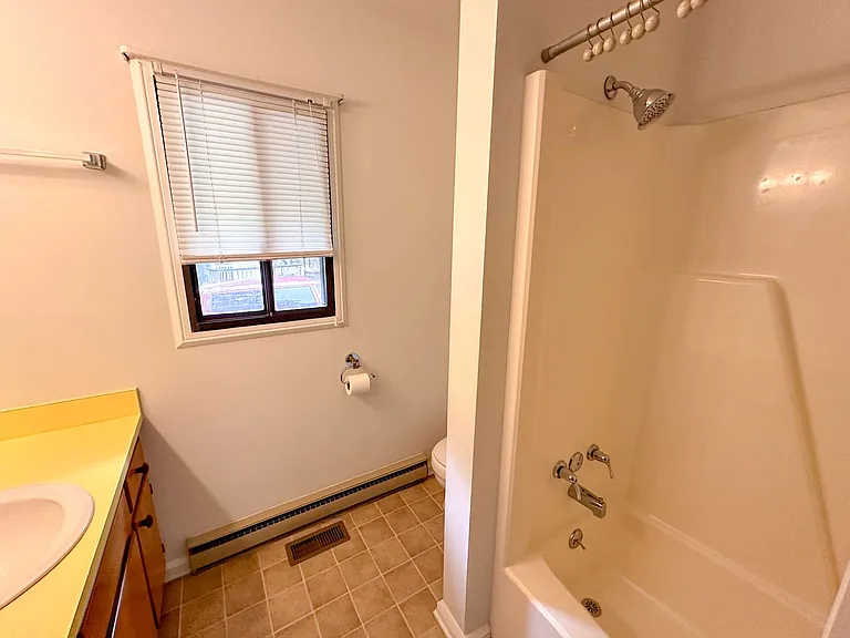 10 Tanglewood Rd — Photo 12