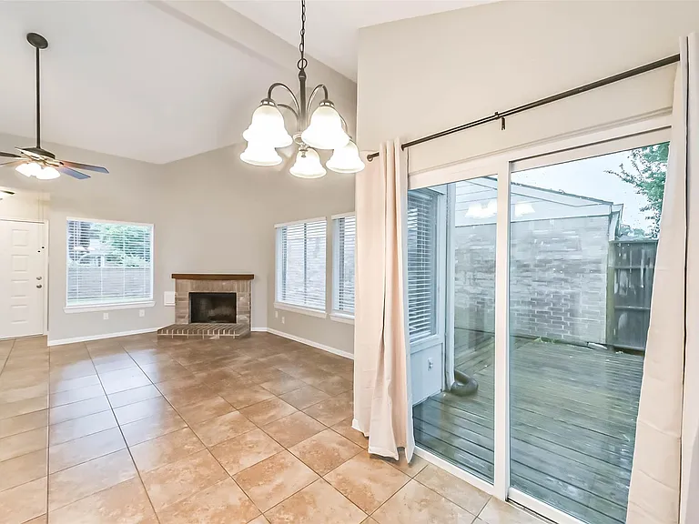 18515 Meadows Way Dr — Photo 14