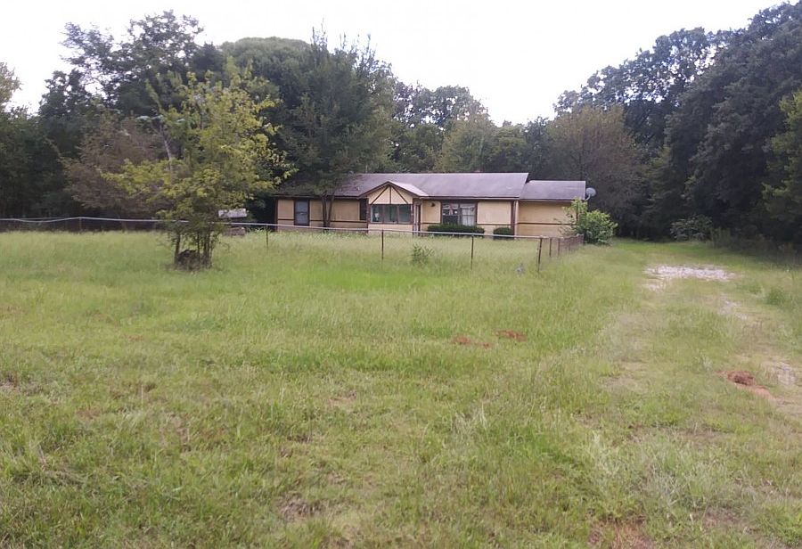 2nd image of 18050 Taurus Rd
