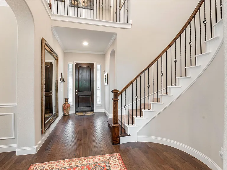 12818 Caterpillar Dr — Photo 5