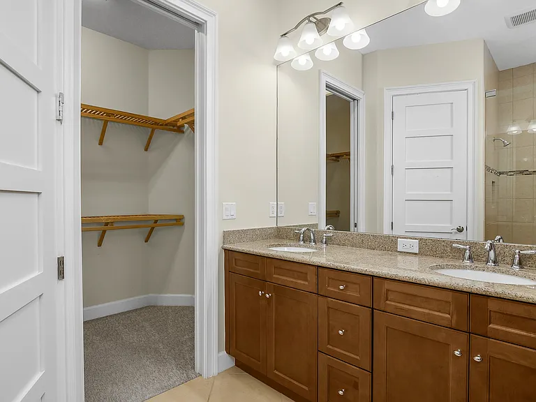 7162 Dominica Dr — Photo 16