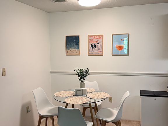 2nd image of 2 Squire Ct APT 8
