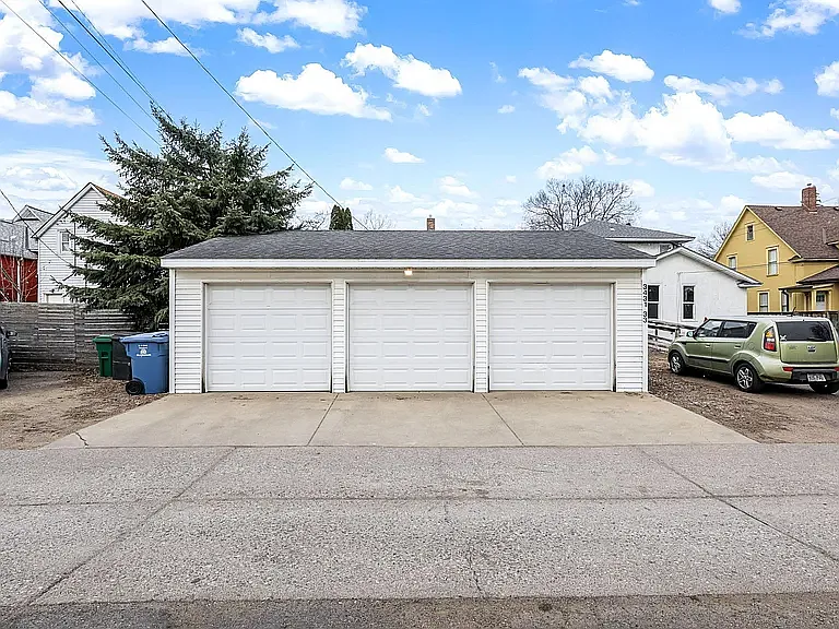 3433 Aldrich Ave S — Photo 47