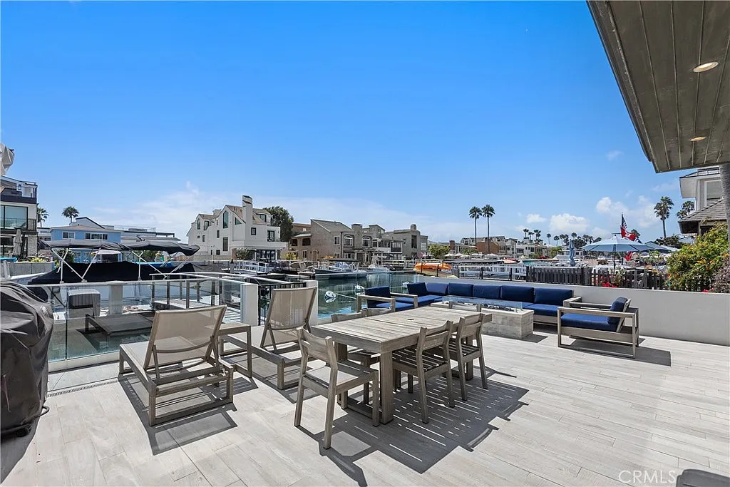 3 bed, 2868 sqft, $25,000 — Photo 4