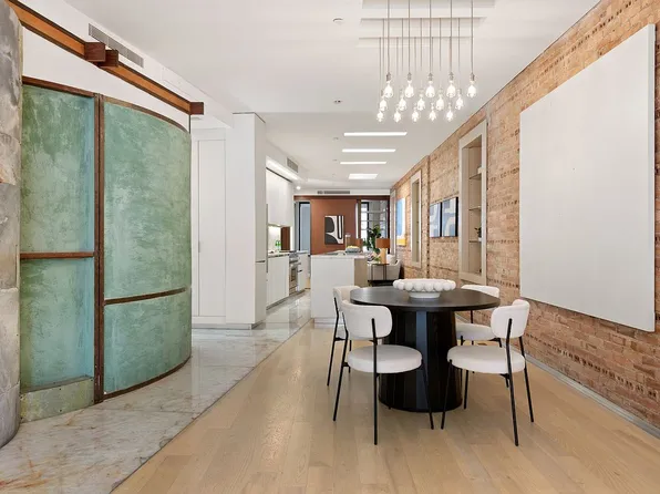 30 Bond St APT 6, New York, NY 10012