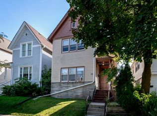 305 E Clarence St, Milwaukee, WI 53207