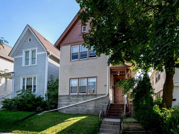305 E Clarence St, Milwaukee, WI 53207