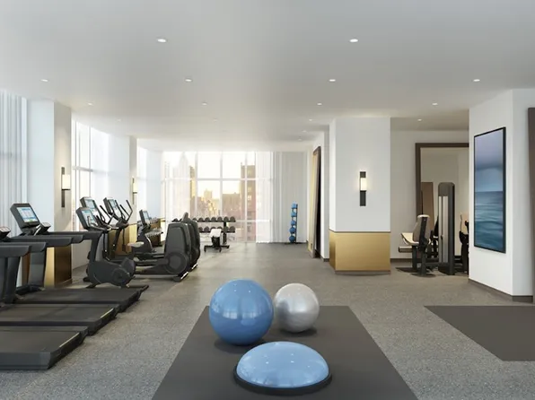 305 East 51st Street image 9 of 13